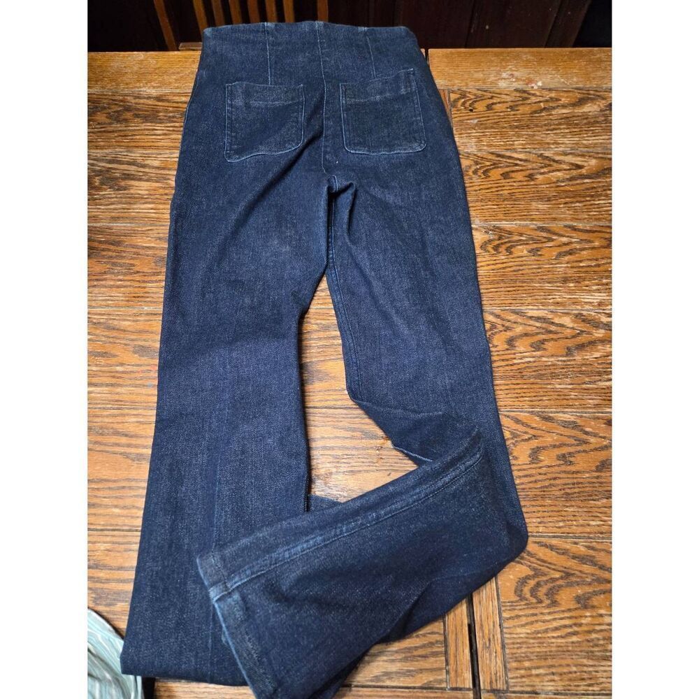 Spanx Zero waistband Micro Flare Jeans sz Medium - Picture 5 of 5